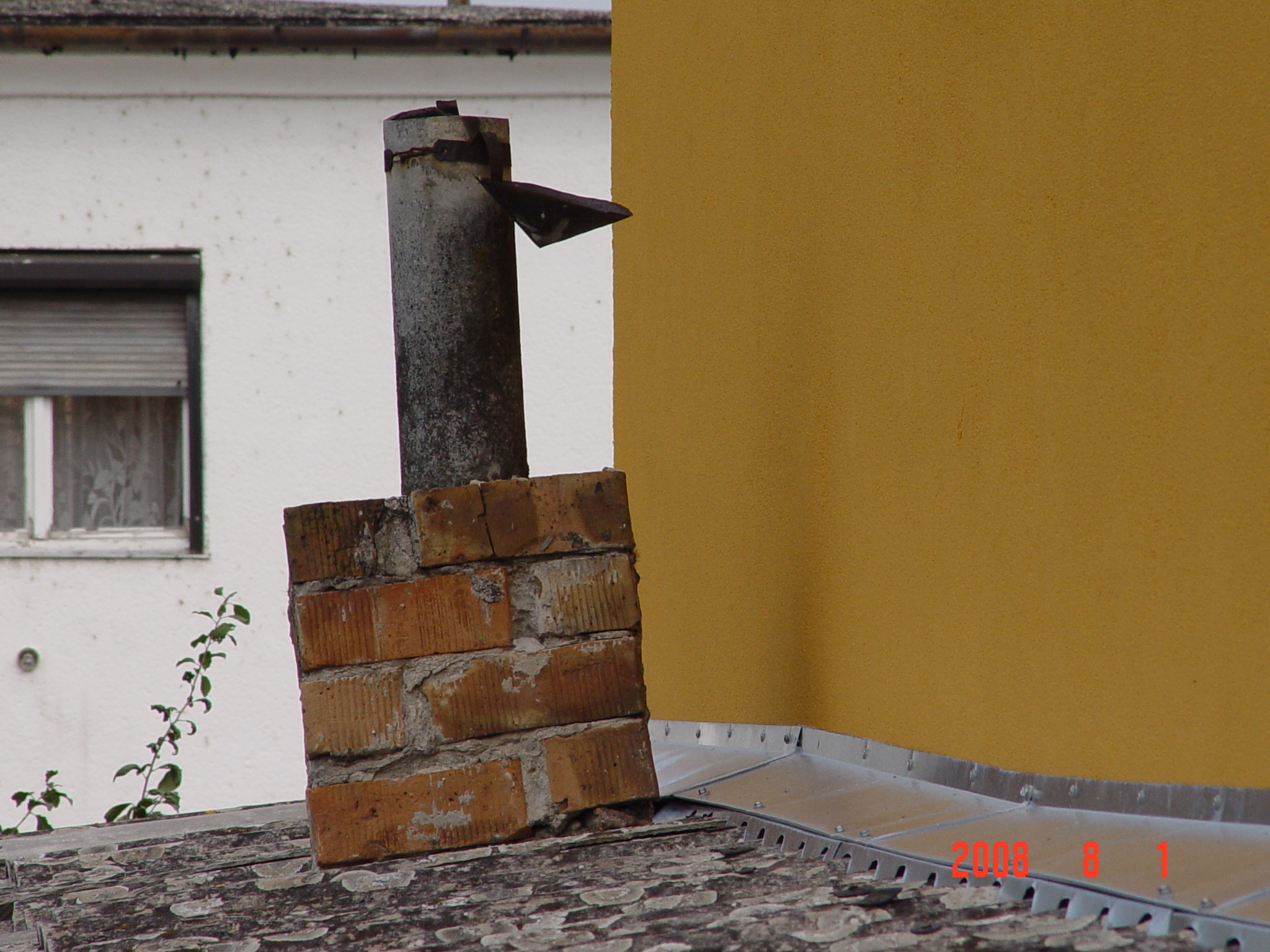 életveszélyes kémény, magasítás nélkül