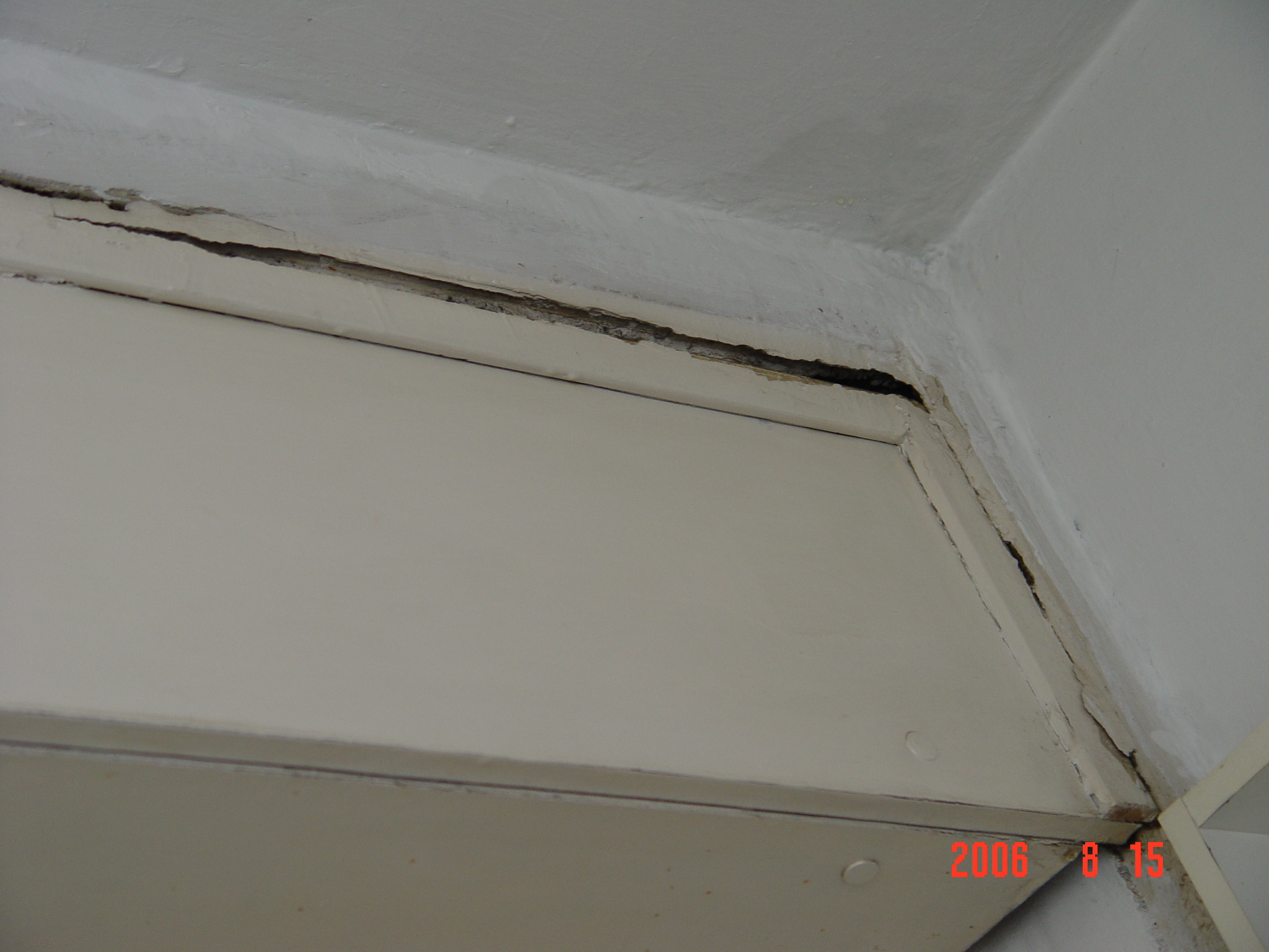 Egy súlyos beázás következményei II.